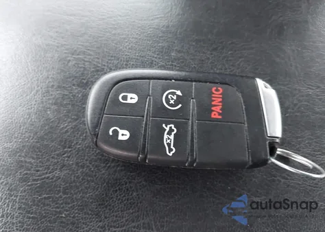 2017 Dodge Charger Se Rwd z USA, uszkodzony, nr VIN 2C3CDXBG4HH638591